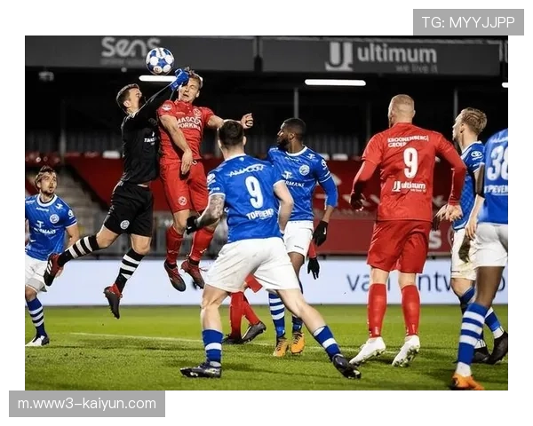 特温特小胜阿贾克斯 林森与帕斯费尔表现激发战术思考